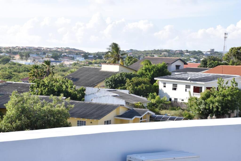 Cg Apartment - Turtuga Willemstad Esterno foto